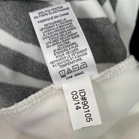 Express Zebra Shirt Size Small Stretch Knit Tee Top Avant Garde Safari Chic - Picture 6 of 8